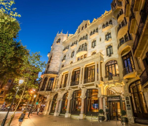  Hotel Casa Fuster G.L Monumento  Барселона